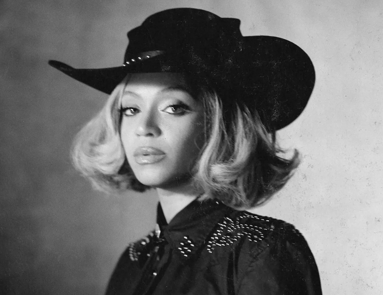 Global searches for cowboy fashion skyrocket as Beyoncé reveals country album Renaissance Act II